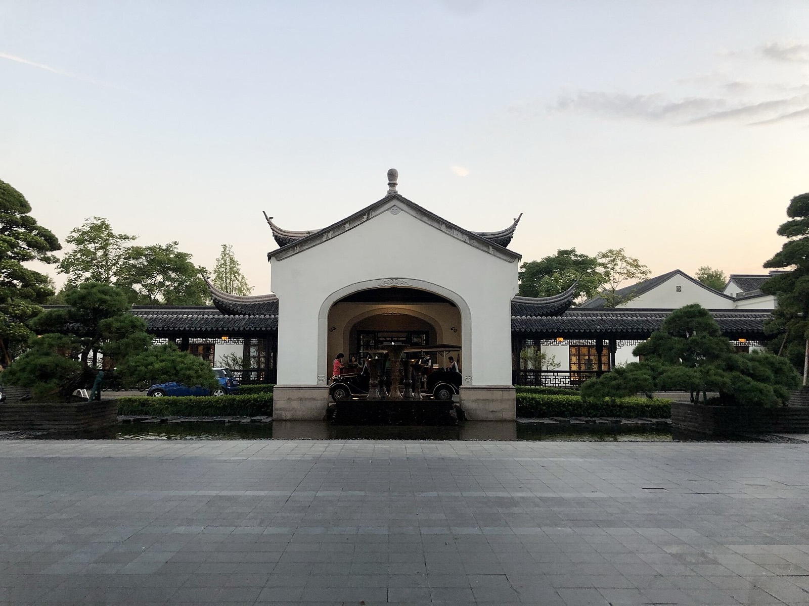 Four Seasons Hotel Hangzhou at West Lake