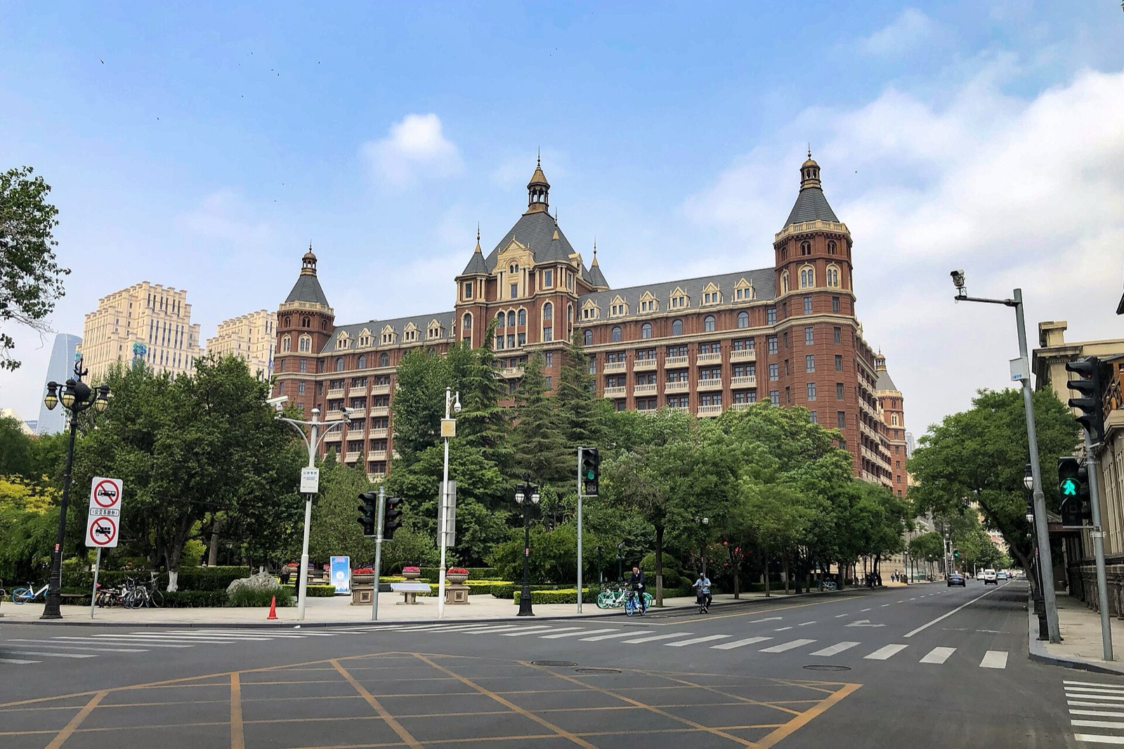 The Ritz-Carlton, Tianjin